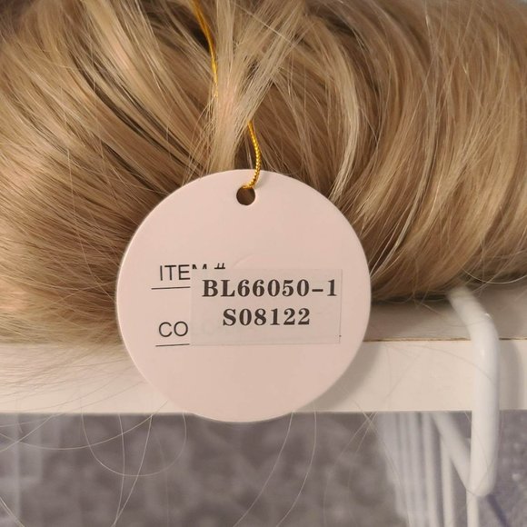 NWT Blonde ombre with ash brown roots, lace front wavy kanekalon wig - Picture 7 of 7